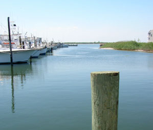 boats in inlet